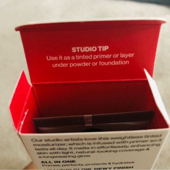 Smashbox Halo Tinted Moisturizer - Picture 8 of 9